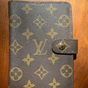 Louis Vuitton Small Ring Agenda Cover